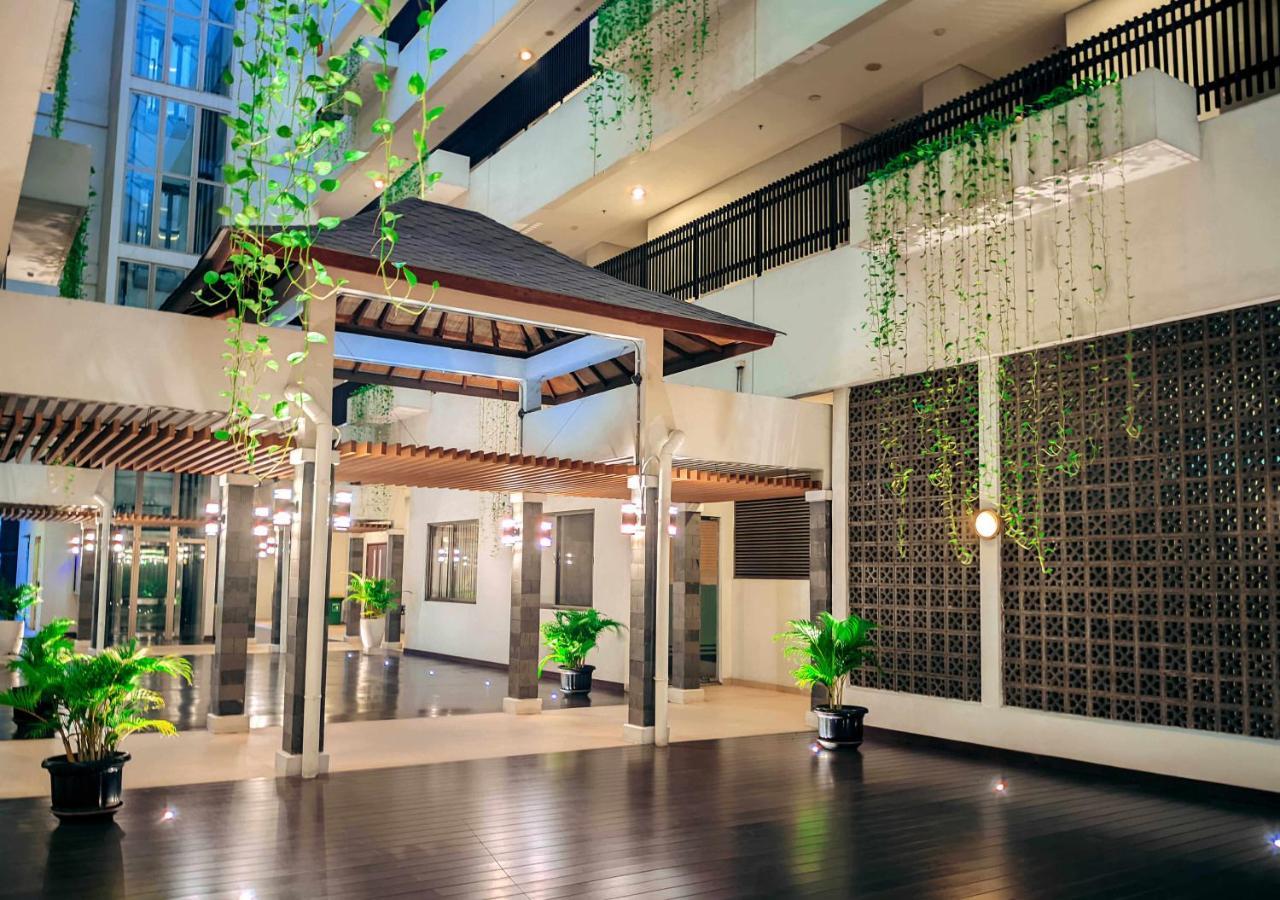 Le Premier Hotel Deltamas Cikarang Kültér fotó