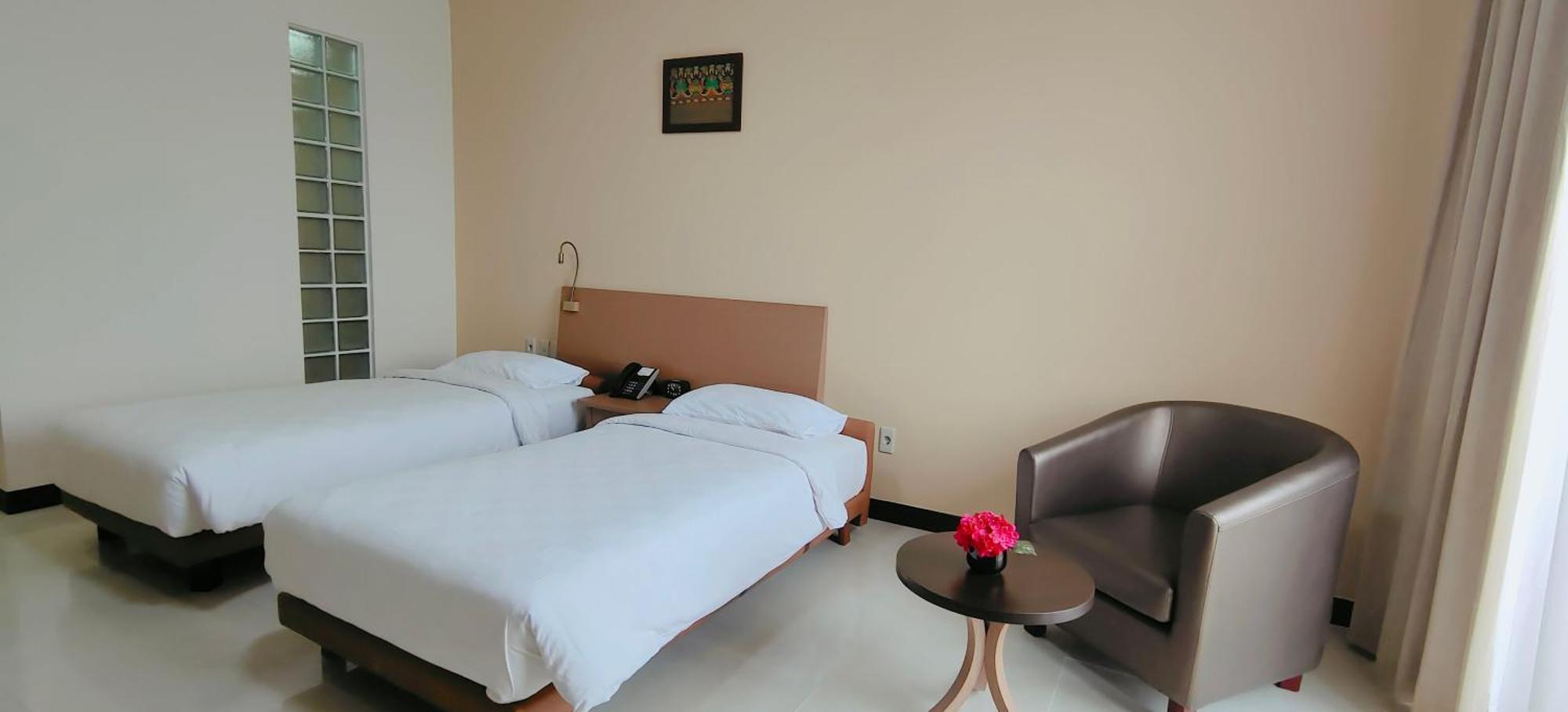Le Premier Hotel Deltamas Cikarang Kültér fotó